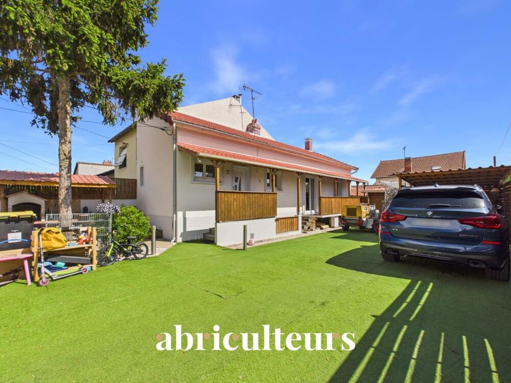 Vente Maison Maison familiale avec jardin, terrasse et stationnements en vente à Bezons 95870 Bezons