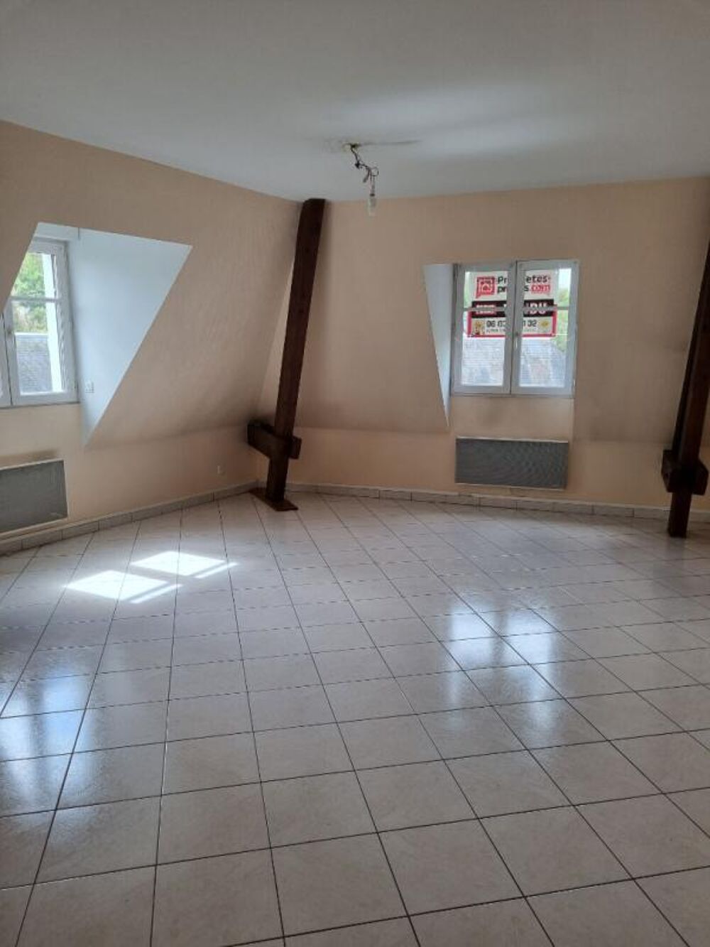 BEL APPARTEMENT AU CENTRE DE VENDOME