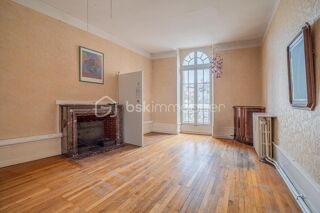  Duplex/triplex � vendre 8 pi�ces 239 m�