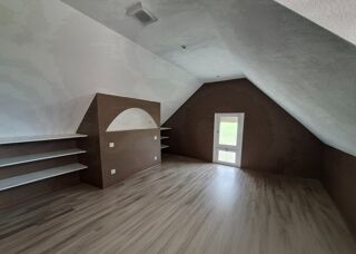  Maison à vendre 6 pièces 151 m²
