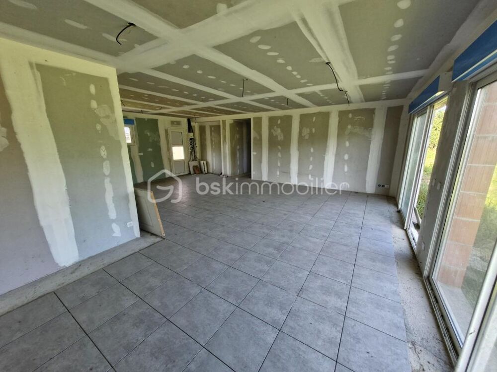 Vente Maison Charmante maison de 100m2 à finir de sublimer sur son terrain de 2135m2 à Menesplet Menesplet