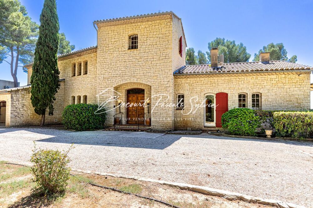 Maison 8 pièces 263 m² · à Beaumes de Venise · 263 m² · 1 370 000 €