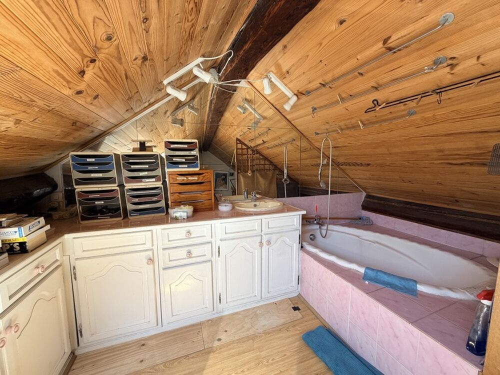 Vente Appartement DIJON COEUR DE VILLE T3 AU 3 EME ET DERNIER ETAGE Dijon