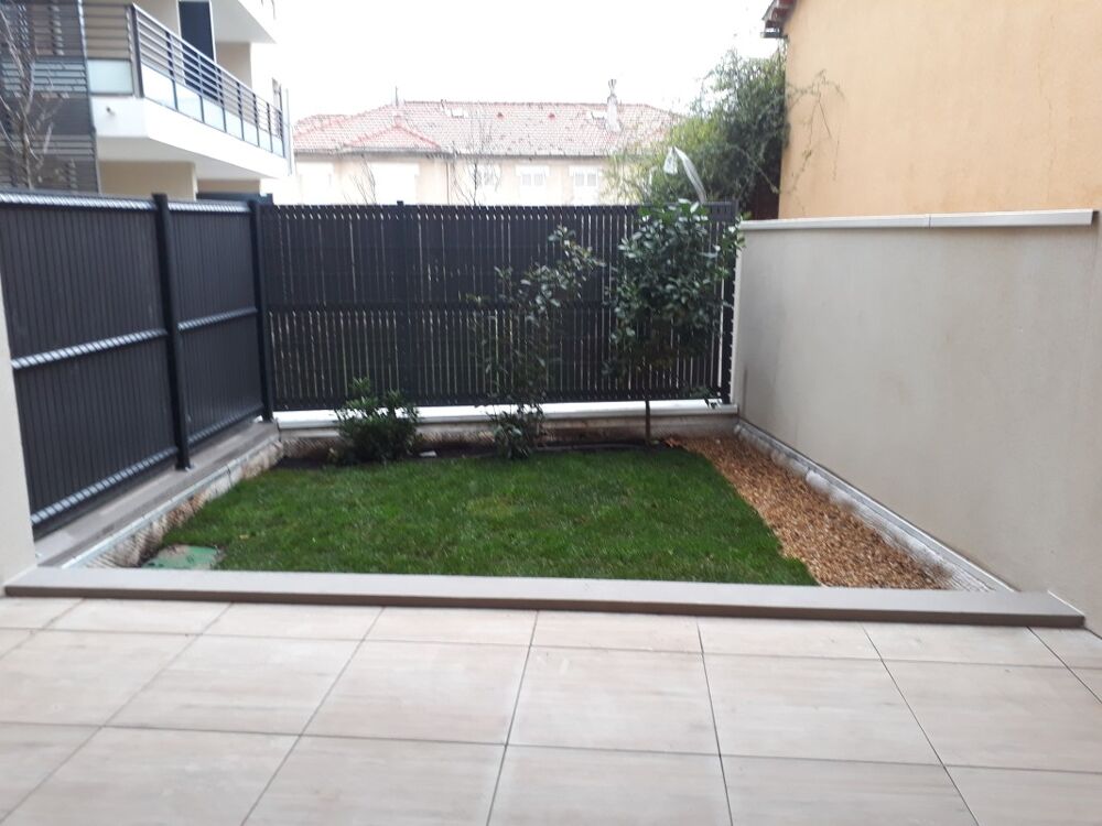 Location Appartement T3 avec terrasse et parking à TOULON Toulon