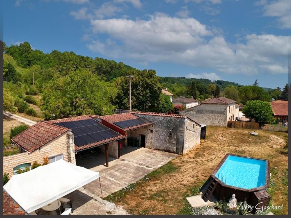 Vente Maison Maison en pierre de caractère (235 m²) – Dépendances, Jardin & Piscine à  SAINT ANTOINE DE BREUILH (24) Saint antoine de breuilh