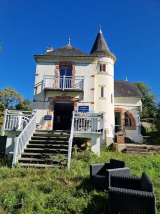 Propriété/château à vendre 7 pièces 153 m²