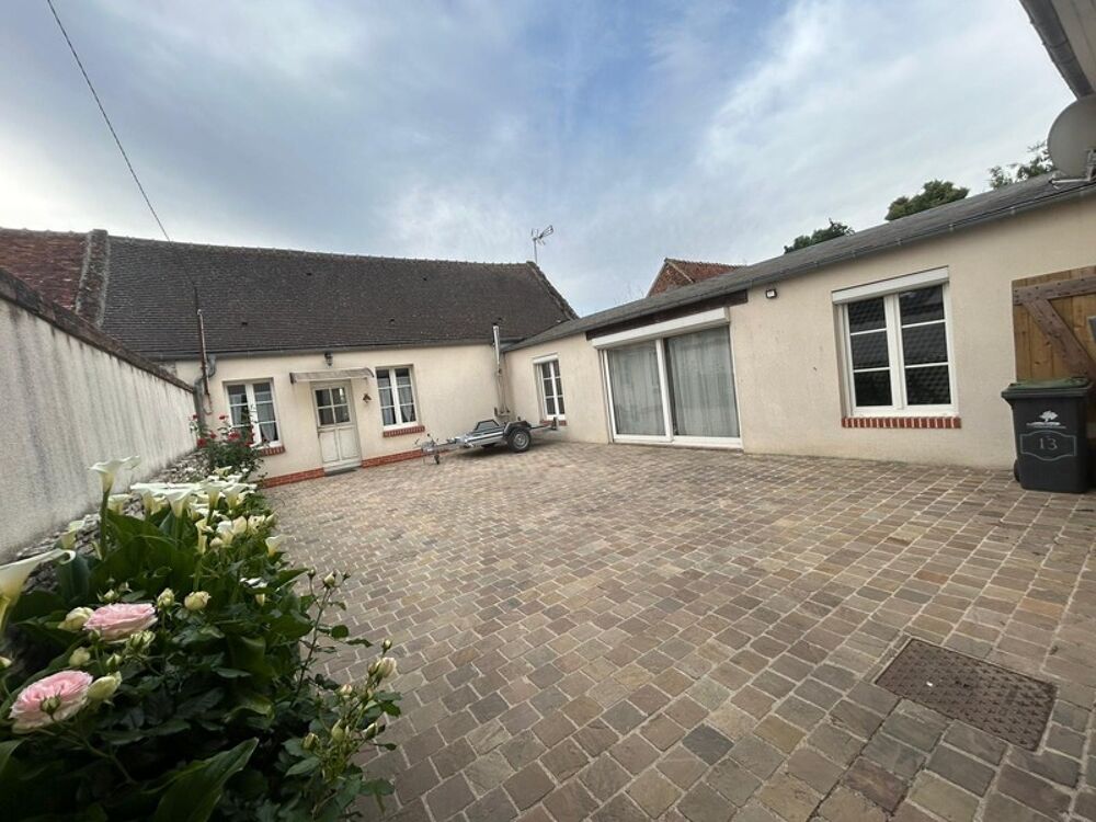 Maison 8 pièces 166 m² · à Cressonsacq · 166 m² · 299 500 €