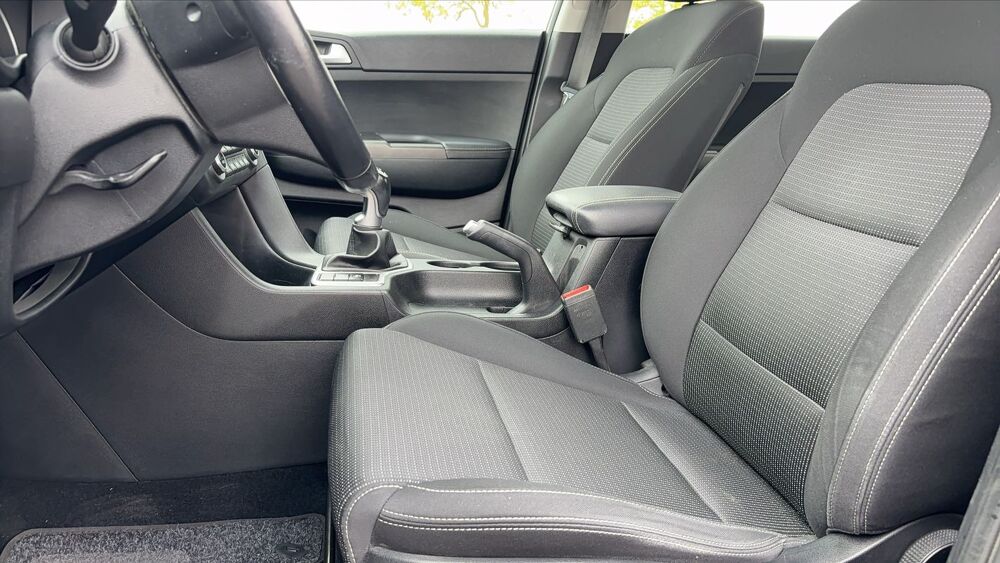 Sportage 1.6 CRDI 115 Design - Entretien constructeur 2019 occasion 18000 Bourges