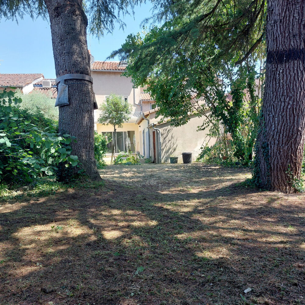 Vente Maison Maison à vendre 9 pièces MONTAUBAN (82) avec jardin et dépendance Montauban
