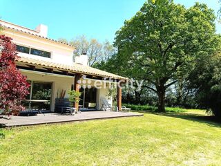  Villa à vendre 11 pièces 201 m²