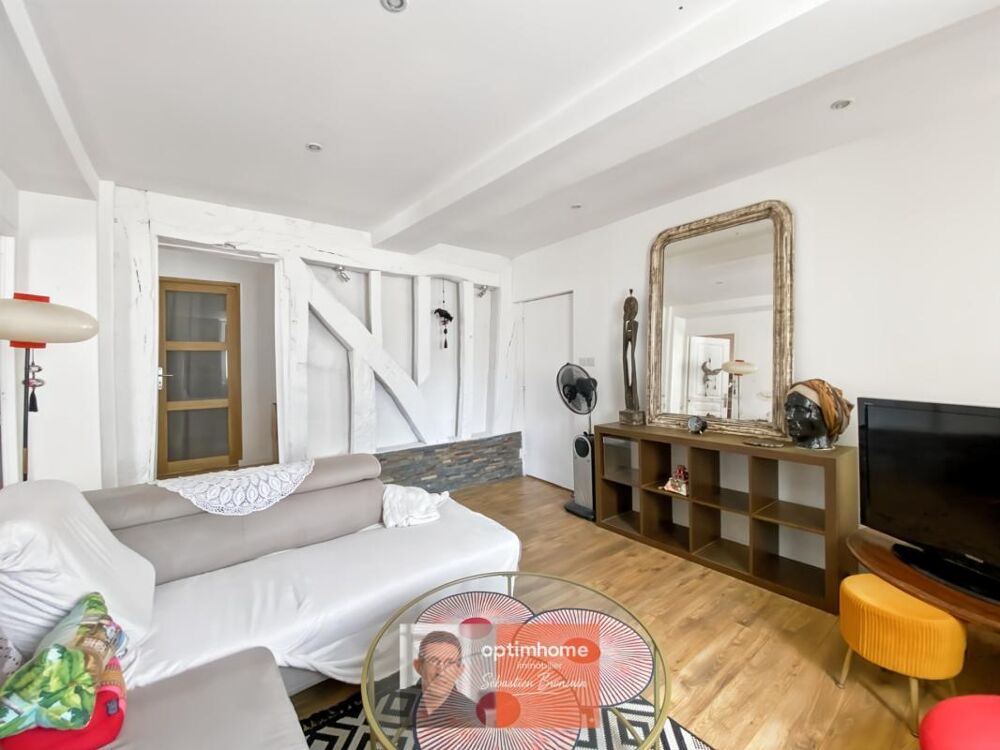 Vente Immeuble Ensemble immobilier – 2 appartements – 184 m² habitables – Chaussin centre – Potentiel locatif Chaussin