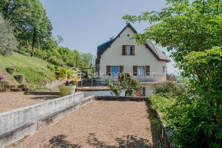  Maison � vendre 8 pi�ces 241 m�