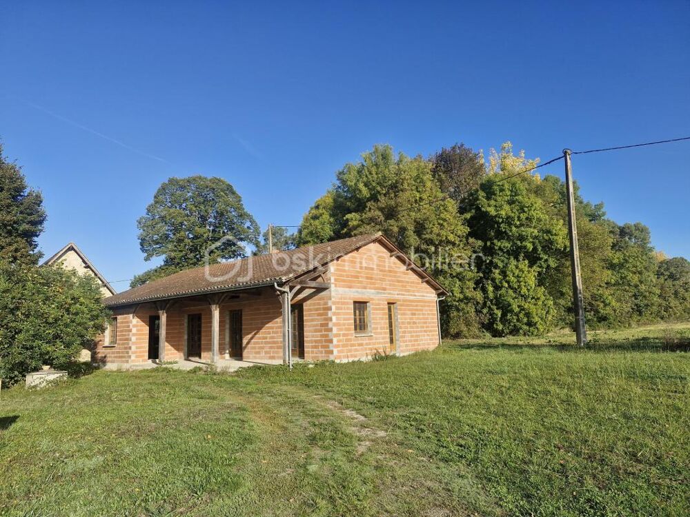 Charmante maison de 117m2 à finir et un moulin de 130m2 à La Force