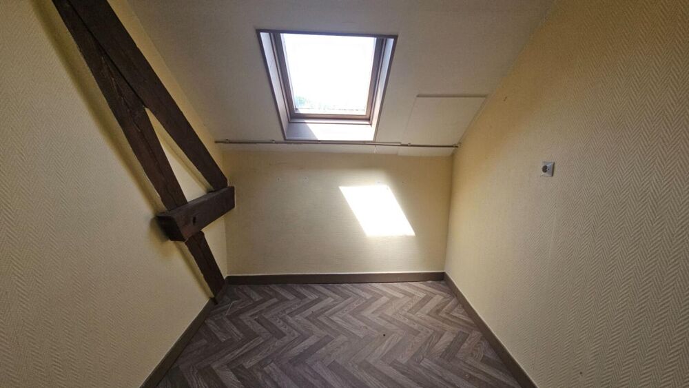 Appartement Cravanche 4/5 pièce(s) 105.67 m2