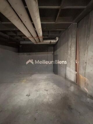  Parking / Garage � vendre 10 m� Paris