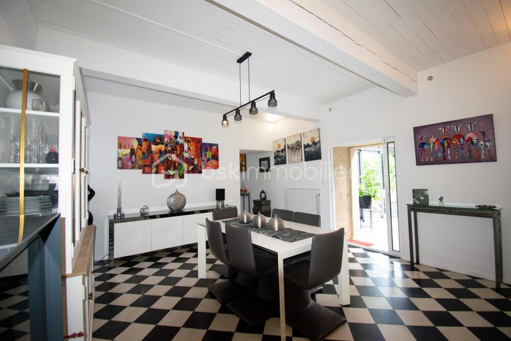 � vendre  Propri�t�/ch�teau Roujan (34320)