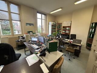 Vente Maison ENSEMBLE IMMOBILIER - BUREAU OU HABITATION - PARKING - ANNEXE Agen