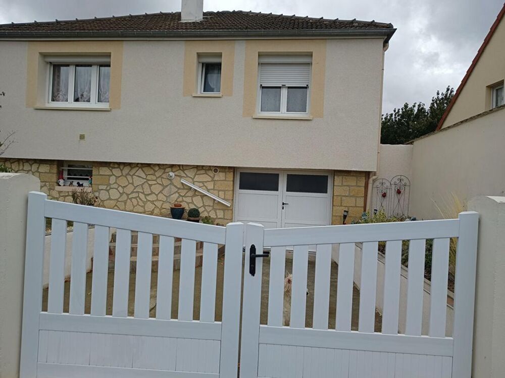 Maison Frenouville 6 pièce(s) 50 m2