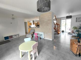  Maison à vendre 8 pièces 150 m²