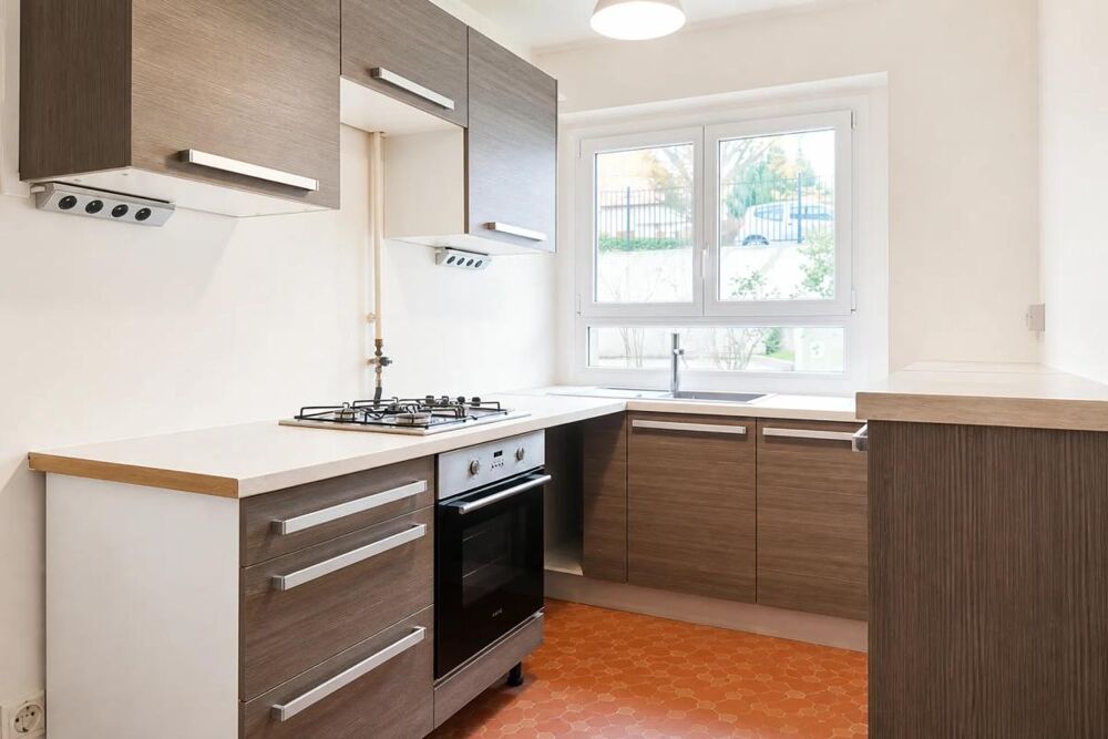 Charmant T2 de 47 m² à Fresnes avec cave et parking