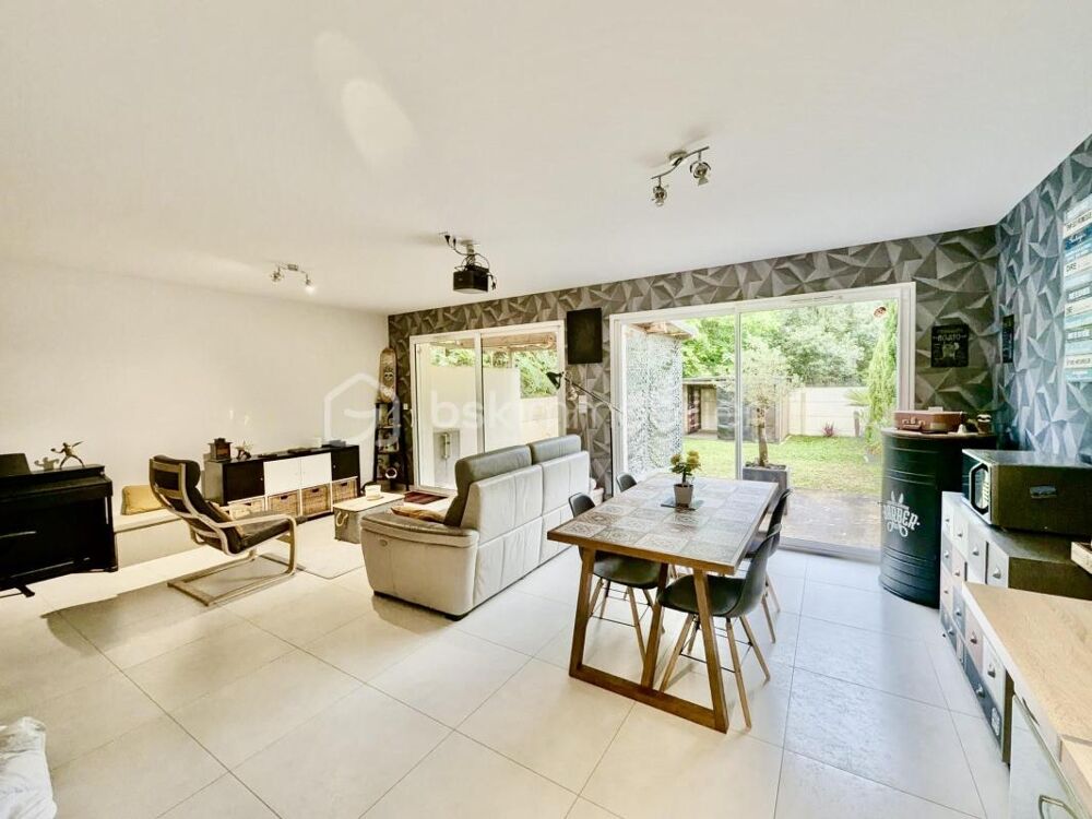 Jolie maison de ville de 101 m² avec jardin, au calme, sans vis à vis, DPE A