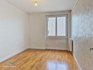  Appartement à louer 5 pièces 105 m²