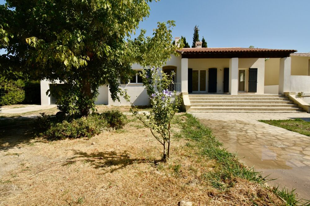 Maison à vendre 5 pièces FONTVIEILLE (13)
