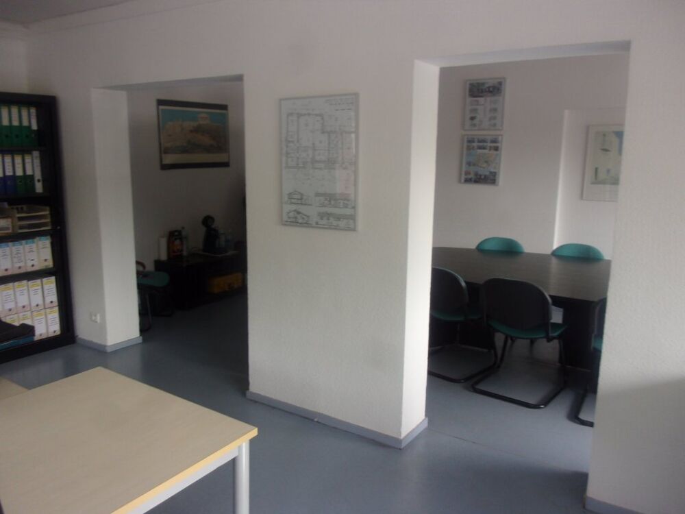   MÂCON – Bureaux professionnels dans un emplacement privilégié Macon