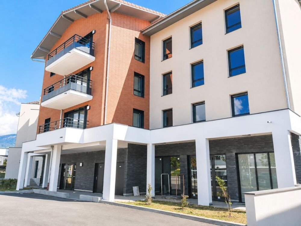 Location Appartement Appartement T2 avec balcon et parking à Cessy Cessy