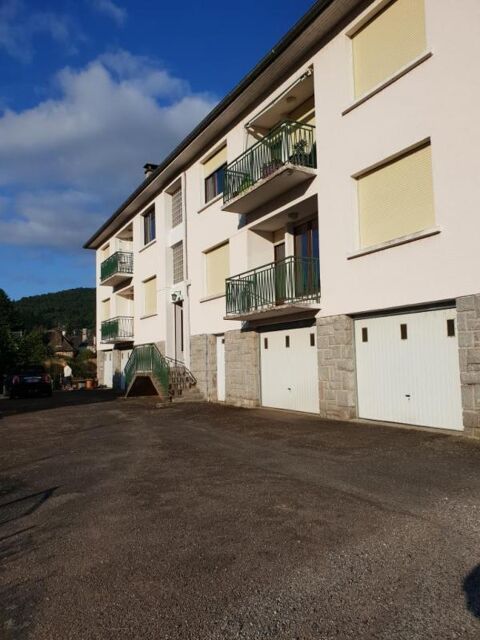   Appartement de 100m2  louer sur Argentat Appartement - 6 pice(s) - 100 m