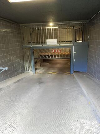 Parking / Garage à vendre 1 pièce 14 m²