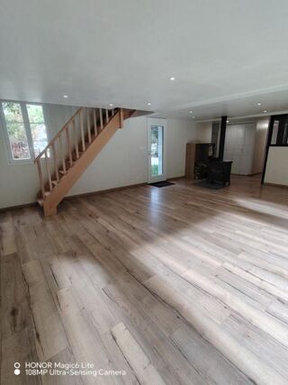 Vente Maison PEZOU 41, joli chalet spacieux dans un cadre exceptionnel avec piscine Pezou