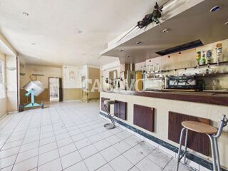  Immeuble à vendre 12 pièces 272 m²