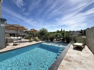 Propriété/château à vendre 9 pièces 235 m²