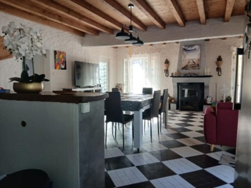 Vente Maison Maison à vendre 3 pièces LUCHAPT (86) Luchapt