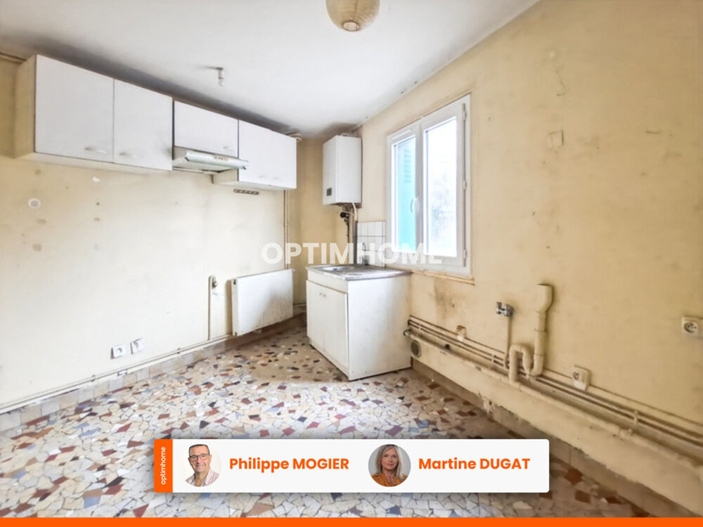 Vente Maison Maison de ville 80 m2, 3 chambres, garage, terrasse et cour Vichy