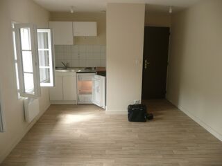  Immeuble � vendre 14 pi�ces 280 m�