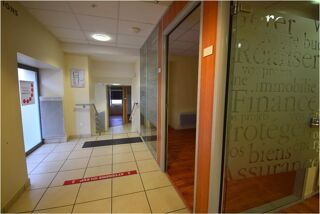  Immeuble à vendre 5 pièces 122 m²