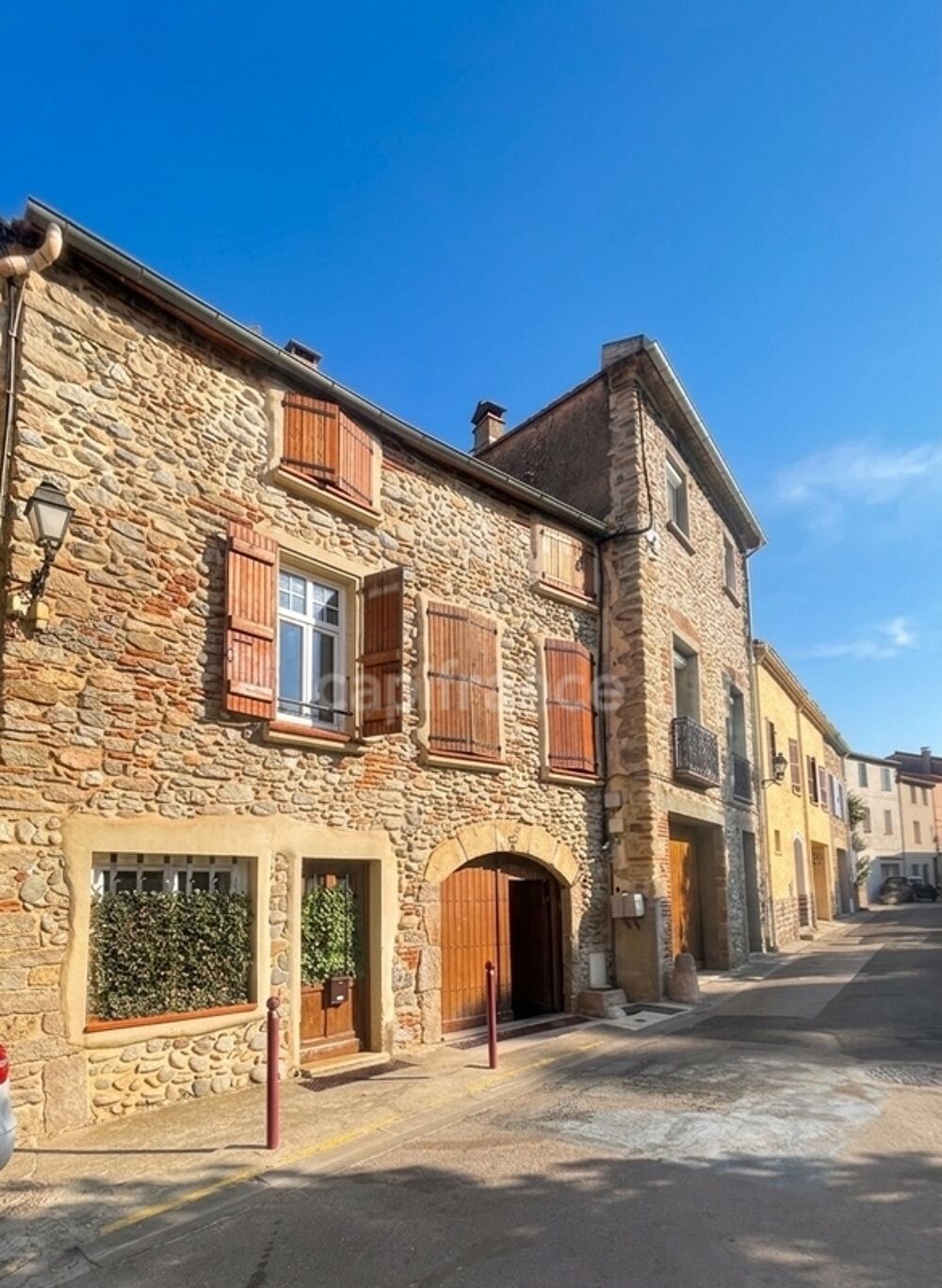 À vendre le boulou(66) Maison T8 en pierre de 190 m²  5 chambres  Appartement indépendant  Proche Espagne  Un potentiel exce