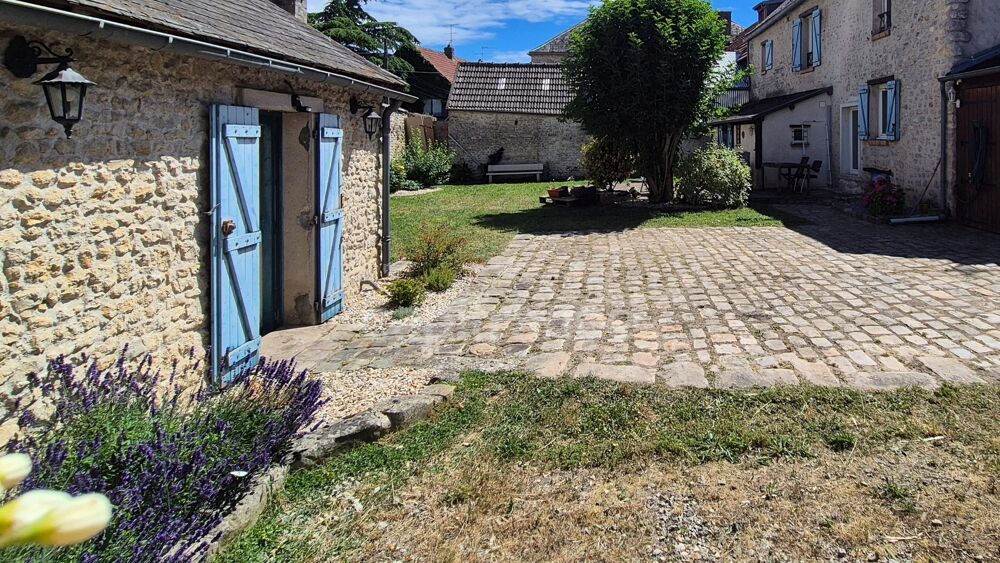 Vente Maison Maison à vendre 5 pièces  (91)MONNERVILLE– Maison en pierre avec dépendances et cave Monnerville
