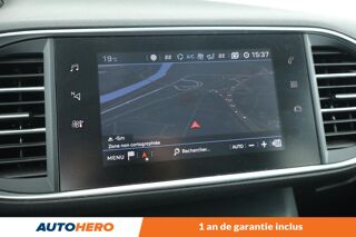 308 1.2 PureTech Tech Edition EAT8 130 ch 2019 occasion 92130 Issy-les-Moulineaux
