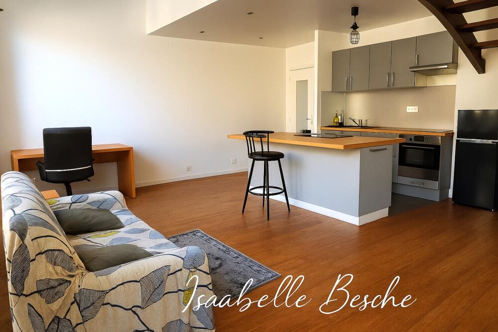 Vente Appartement Duplex 2 pièces lumineux au dernier étage, 42 m2, Bordeaux Saint Michel ( centre ville) Bordeaux