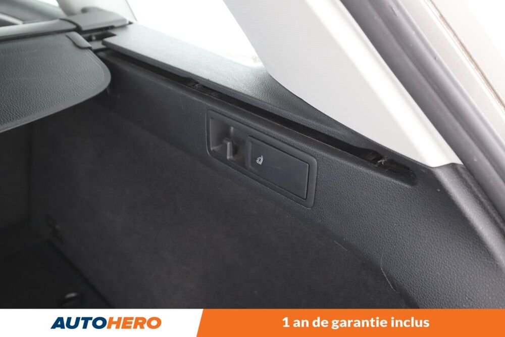 Golf SW VII 1.6 TDI BlueMotion Tech Conforltine DSG7 110 ch 2016 occasion 92130 Issy-les-Moulineaux