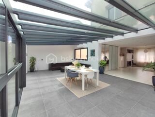  Proprit/chteau  vendre 8 pices 268 m