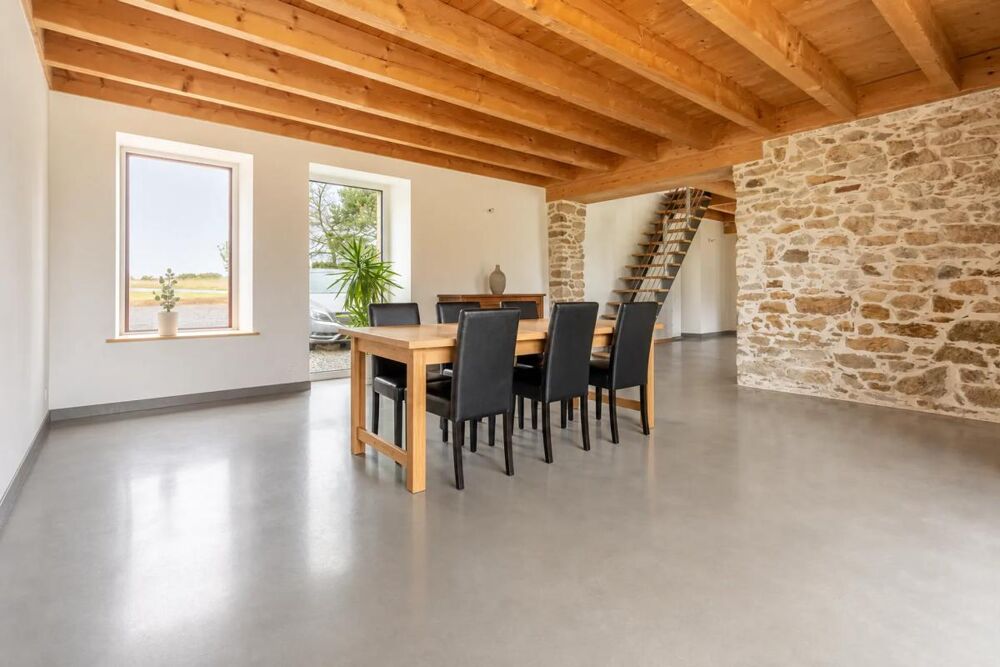 Maison de 6 pièces de 157 m² à Aigrefeuille-sur-Maine