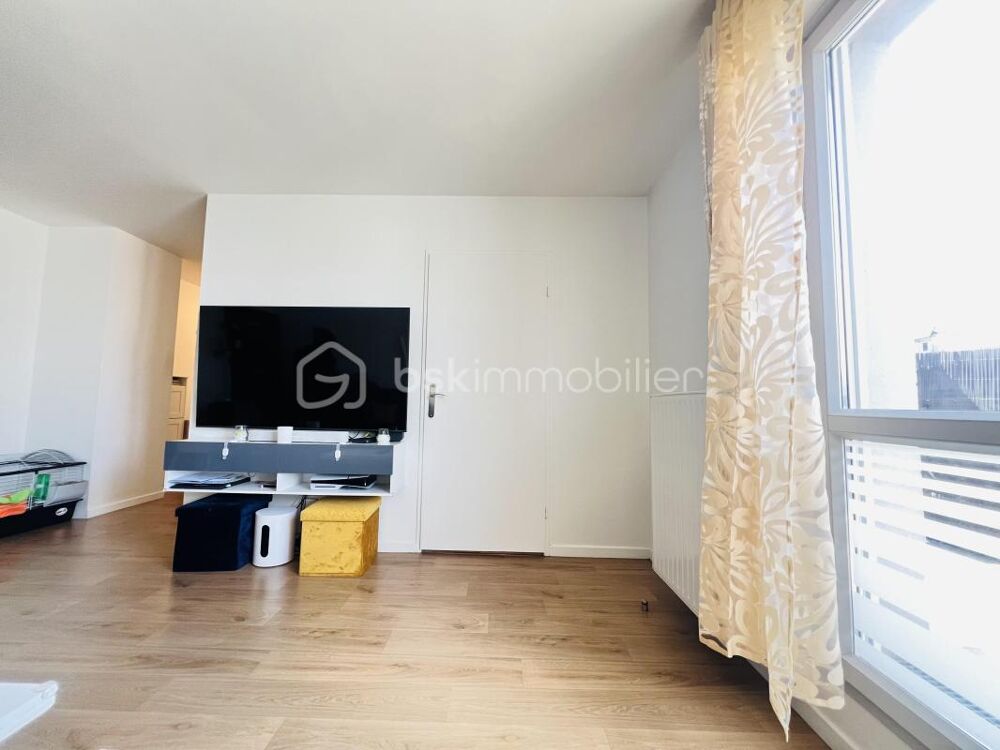 Vente Appartement Appartement  63m² 3 pièces année de construction 2016 Choisy le roi