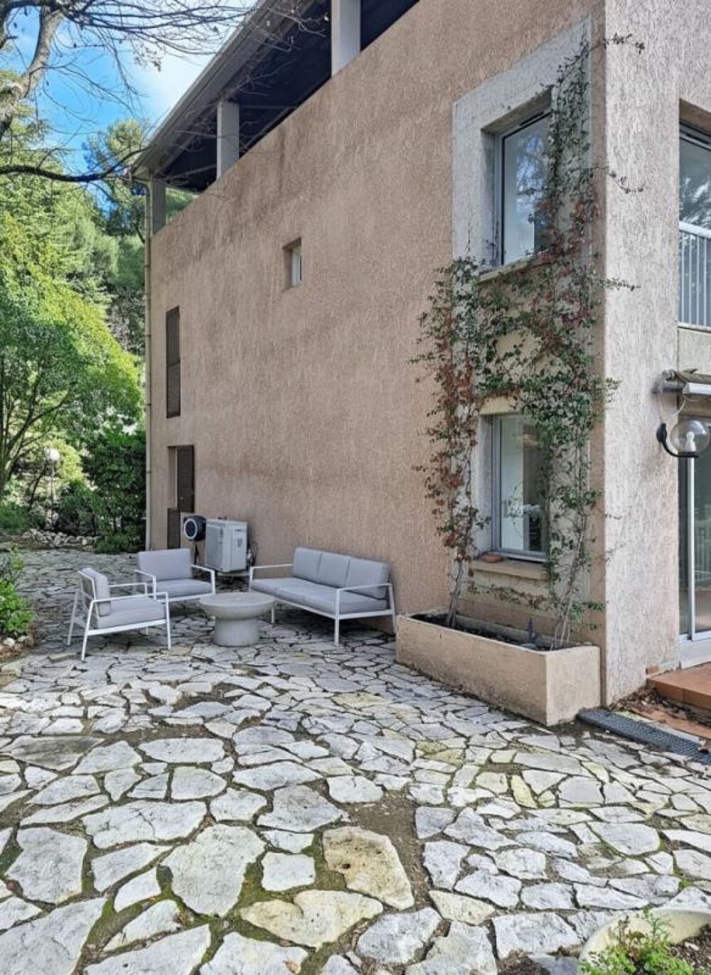 Vente Appartement grand appartement Familial avec jardin privatif de 250 m², à 10 minutes à pied du coeur d'Aix-en-Provence** Aix en provence