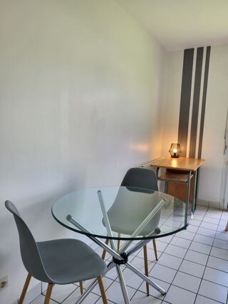  Appartement à louer 1 pièce 25 m²