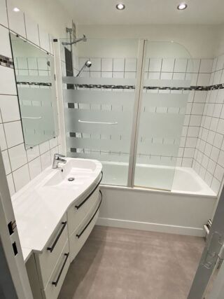  Appartement à louer 2 pièces 46 m² Auxerre