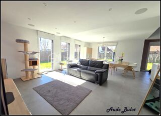  Propriété/château à vendre 6 pièces 150 m²